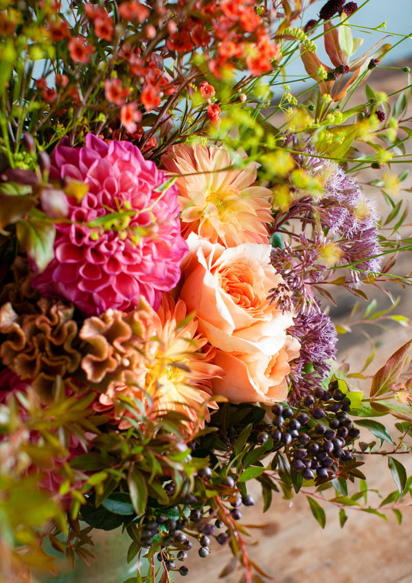 2024年敬老の日ギフト  秋のお花を使った 敬老の日限定・洋風のSpecial花束 「秋の粧い」【期間限定 敬老の日 フラワーアレンジメント】