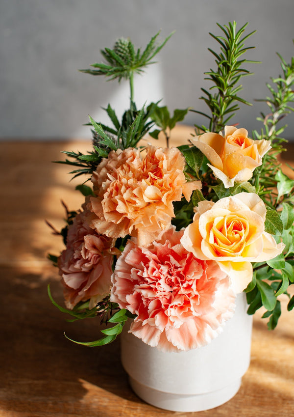 【母の日】アレンジメント - S - オレンジ | あたたかな光をお部屋に - &YOUKAEN (アンドユーカエン)