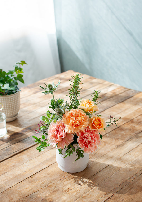 【母の日】アレンジメント - S - オレンジ | あたたかな光をお部屋に - &YOUKAEN (アンドユーカエン)