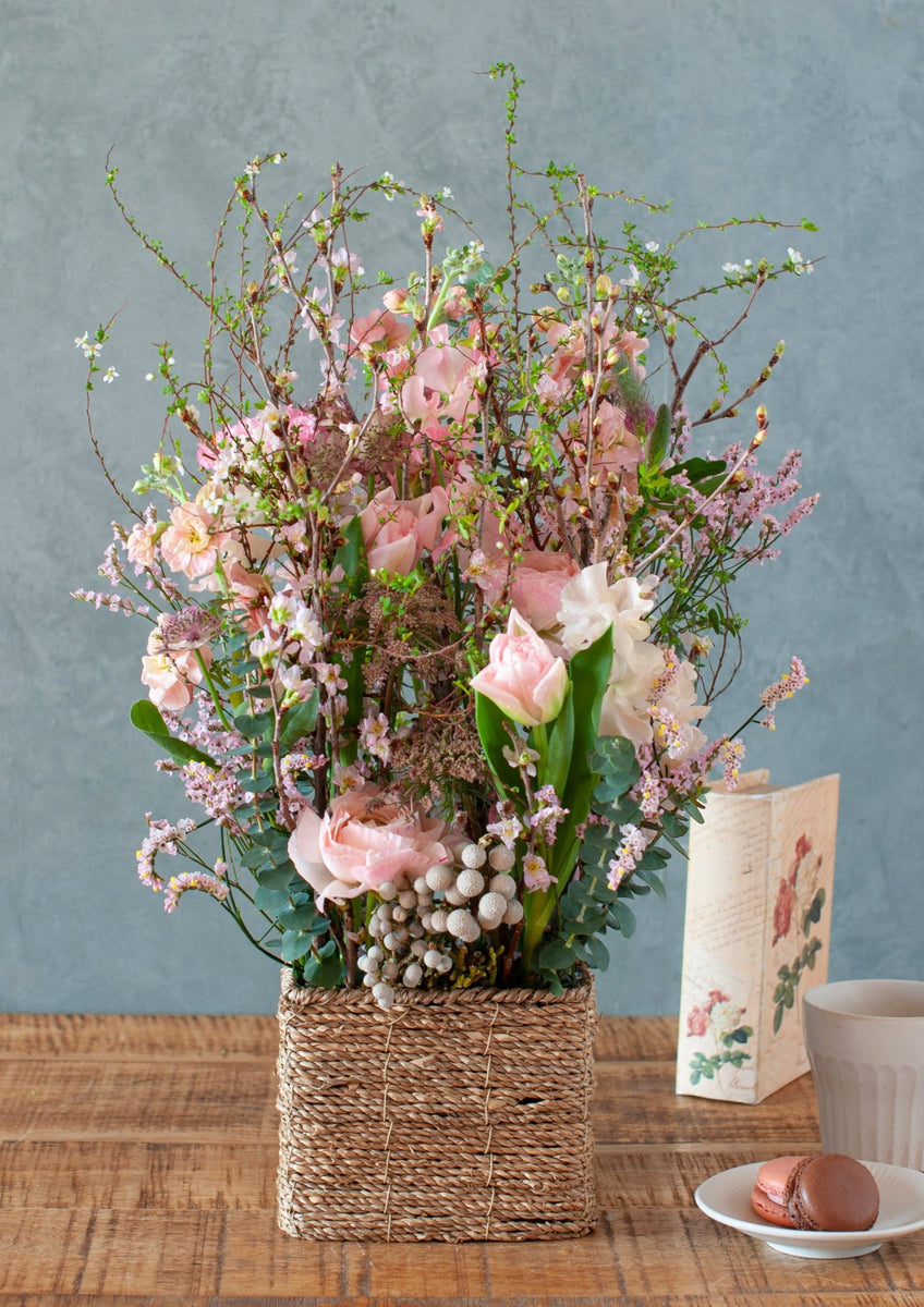 春のアレンジメント】シャビーシックピンク Lサイズ 桜と春いっぱいの