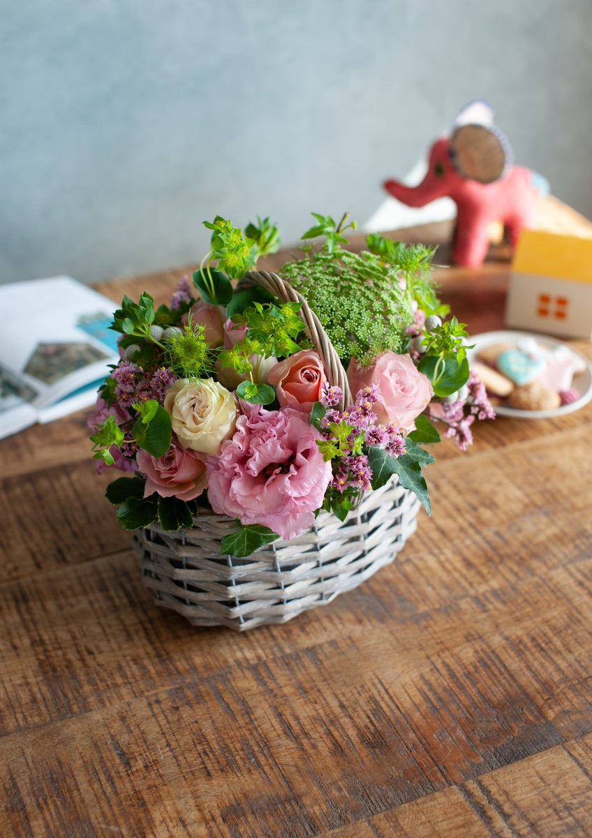 ウィーン Augarten 菓子入れ ピンク花柄 ウィーン Augarten 菓子入れ ピンク花柄 ウィーン Augarten 菓子入れ