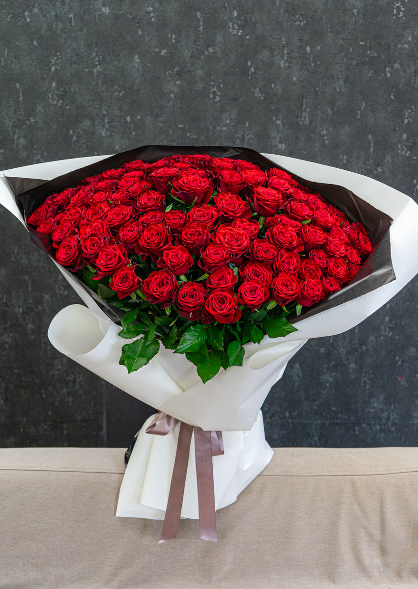 プロポーズ用花束】赤バラ100本の花束 ※都内配送限定 – &YOUKAEN