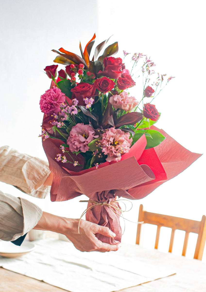 standard_bouquet_red_010_006_1