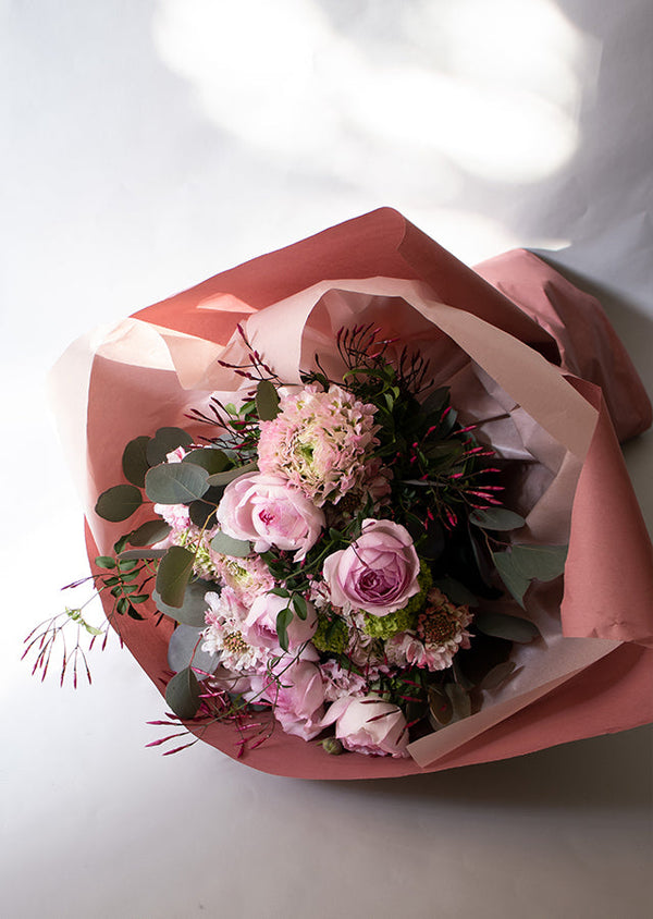 記念日の花束 四季の花を贈る -Romantic-