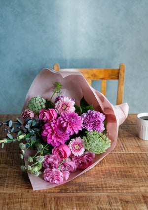 【花束】お祝いにおすすめの花束LLサイズ「grâce rose」