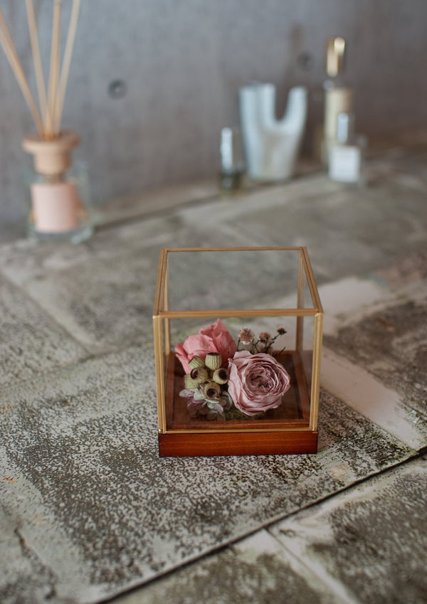 【プリザーブドフラワー】プリザーブドフラワー グラスBOXアレンジメント「petit antique」