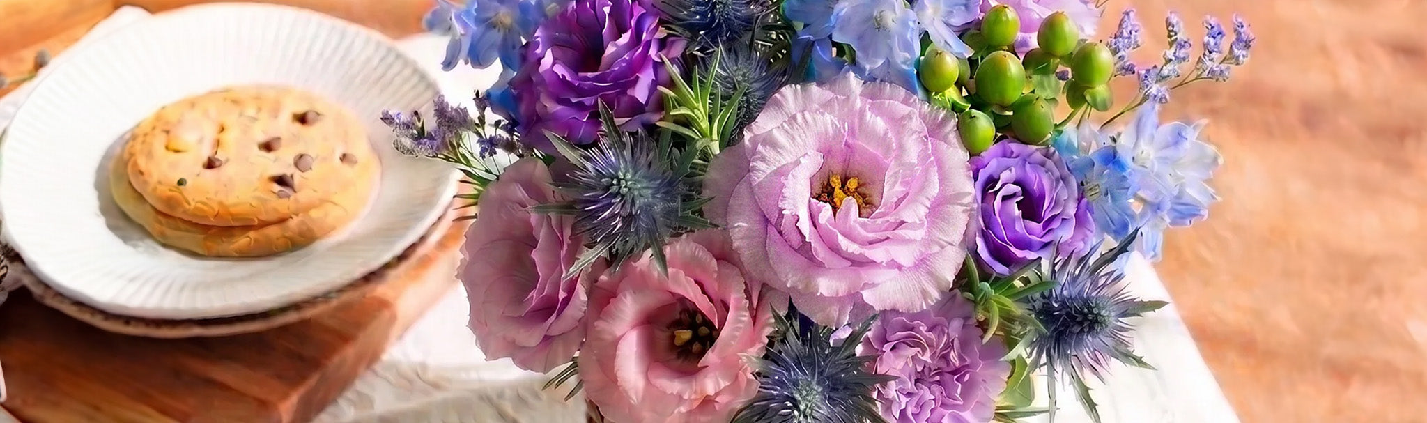 ブルー系のフラワーアレンジメント｜爽やかな水色・青のお花