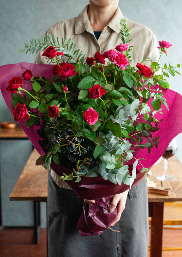 【週末限定】期間限定 保科バラ園のバラを使った おしゃれなスペシャル花束 「rouge」【バラの花束】