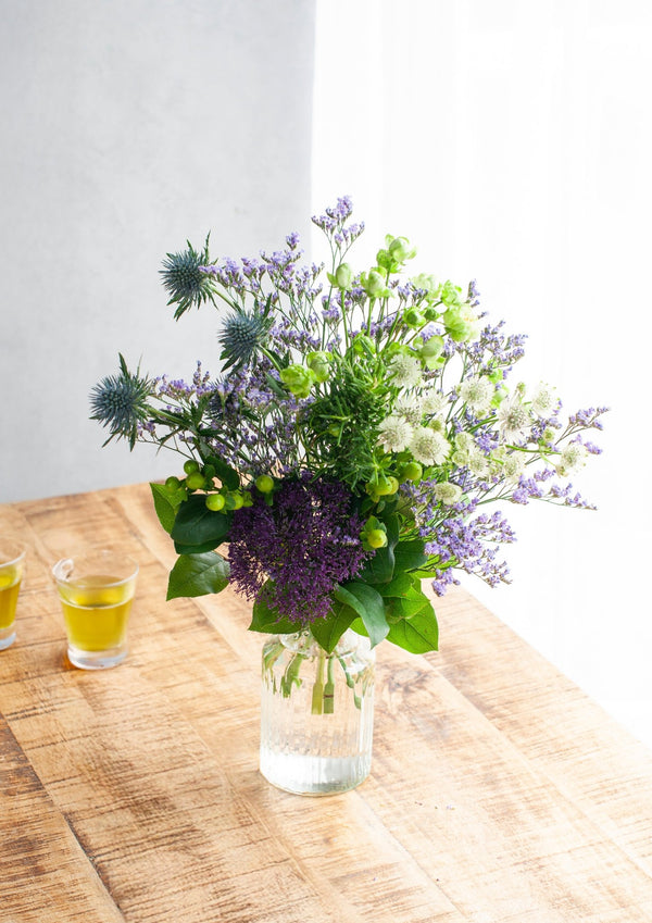 【2025年父の日の花束】季節の花束「アメジストグリーン」M ＜パープル＆グリーン＞ - &YOUKAEN (アンドユーカエン)