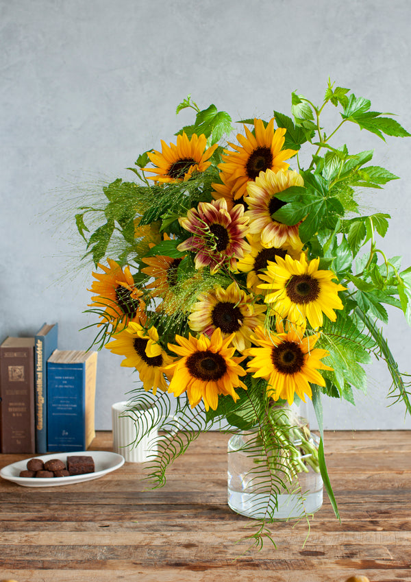 【2024年父の日の花】父の日 Special 花束・ブーケ 「Helianthus glad」