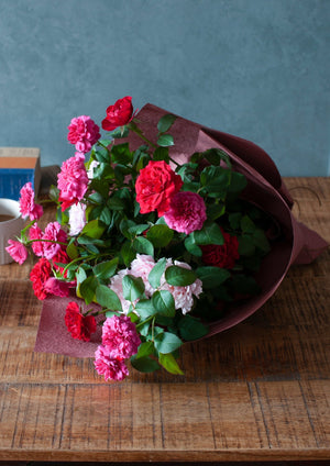 【秋限定】保科バラ園の香り豊かな「秋バラ」を使ったおしゃれな花束「Rose Bouquet」