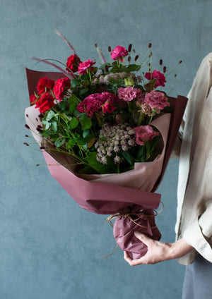 【秋限定】秋バラと季節の草花を束ねたおしゃれなブーケ「Autumn Bouquet」L