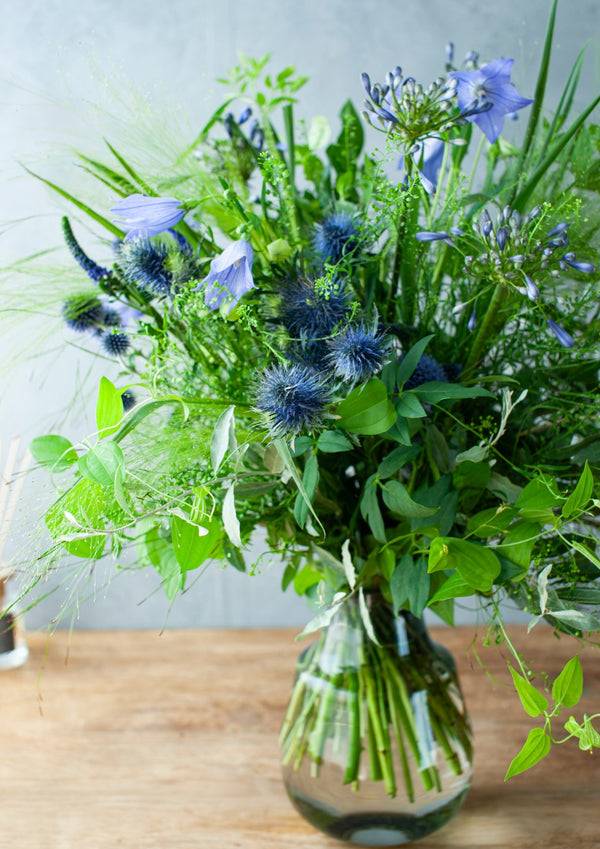 【期間限定】8月を届ける！季節の移ろいを愉しむ花束「Wistaria - ゆく夏の蒼 - 」 - &YOUKAEN (アンドユーカエン)