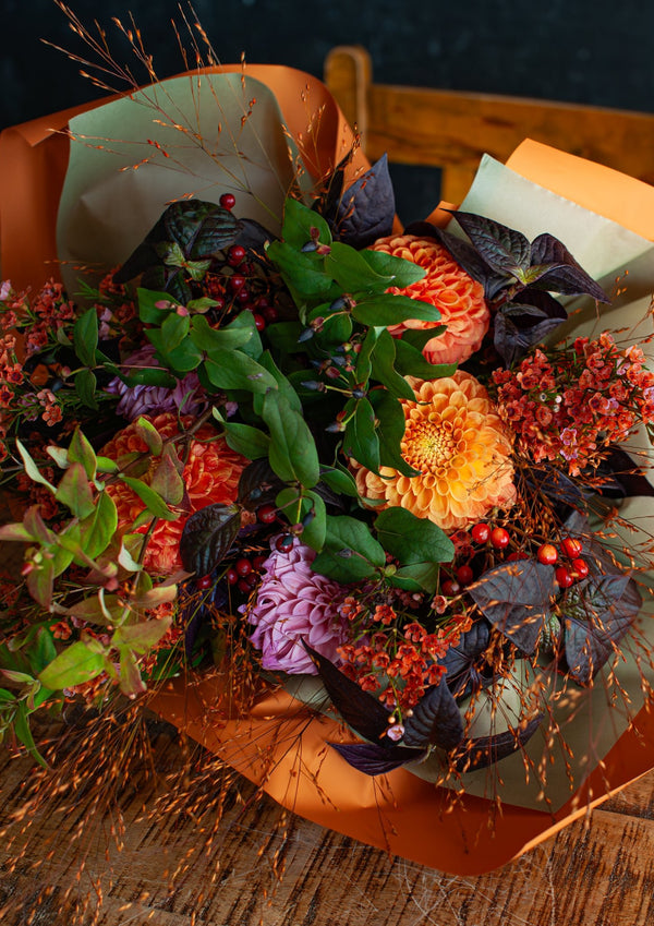 【期間限定】10月を届ける！旬のダリアを愉しむ秋晴れの花束 - &YOUKAEN (アンドユーカエン)