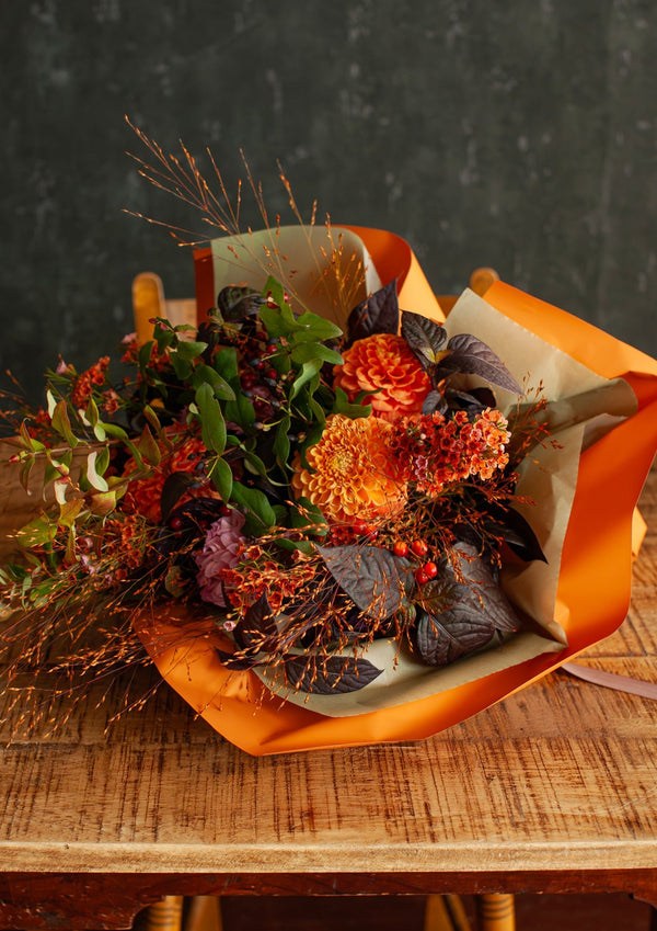【期間限定】10月を届ける！旬のダリアを愉しむ秋晴れの花束 - &YOUKAEN (アンドユーカエン)