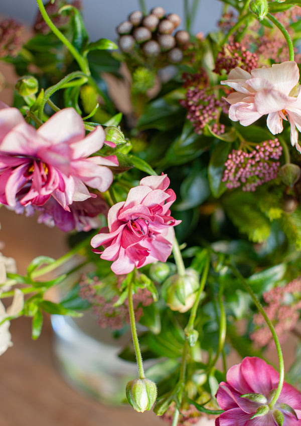 【期間限定】2月をお届け！春の気配を運ぶラナンキュラスの花束「petal joy」 - &YOUKAEN (アンドユーカエン)