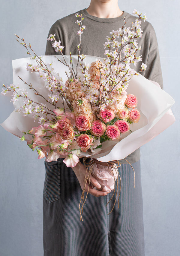 【期間限定】3月をお届け！春の門出を祝うさくら色の花束「spring mood」
