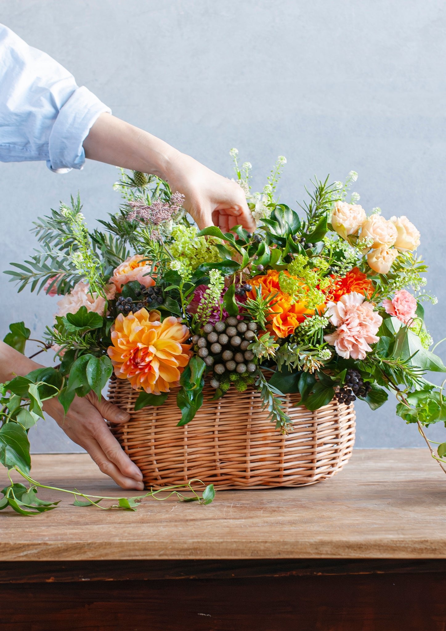 おしゃれな母の日ギフト2026】ビーフル フラワーアレンジメント