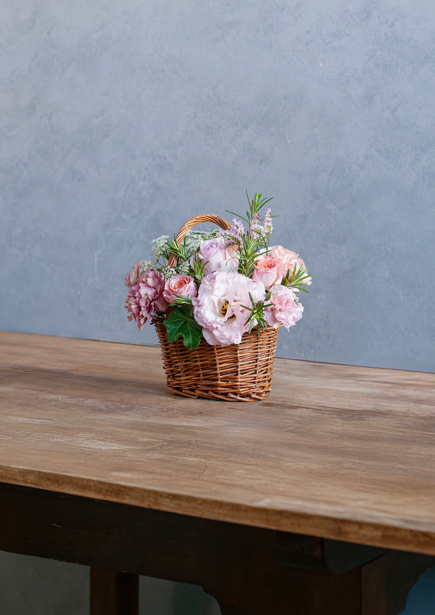 おしゃれな母の日ギフト2026】ビーフル フラワーアレンジメント ピンク