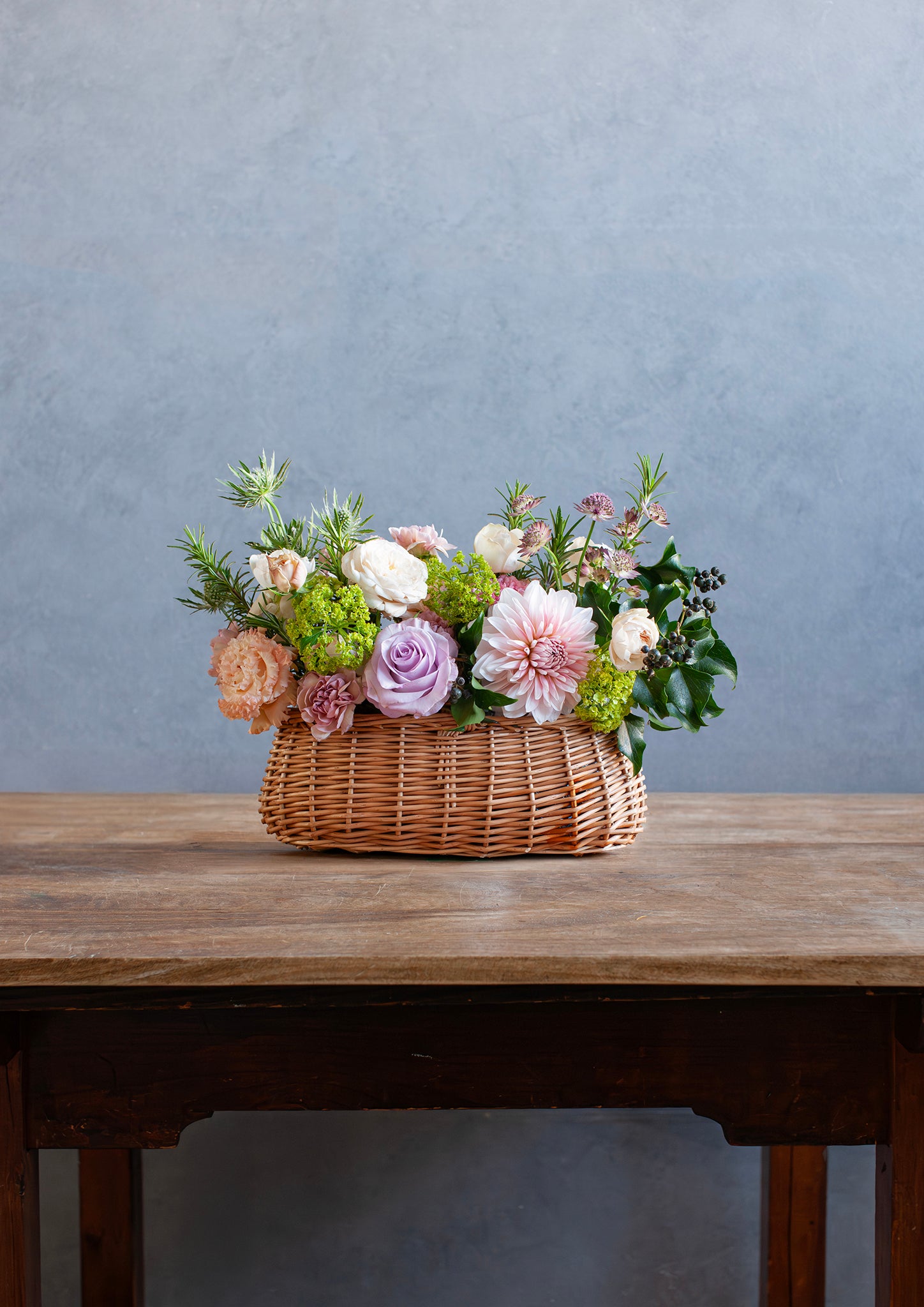 おしゃれな母の日ギフト2026】ビーフル フラワーアレンジメント ピンク