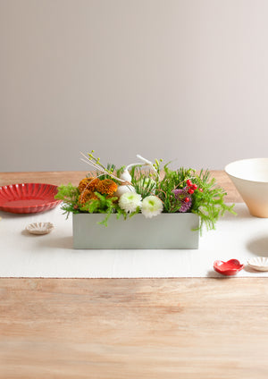 おめでたい新年のBOX卓上アレンジメント Sサイズ「円 - en - 」【2026年 迎春ギフト】 - &YOUKAEN (アンドユーカエン)