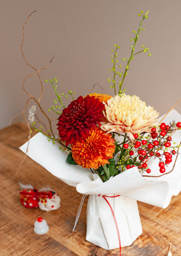 おめでたい新年のその場で飾れる花束 「満 - michi - 」【2026年 迎春ギフト】 - &YOUKAEN (アンドユーカエン)