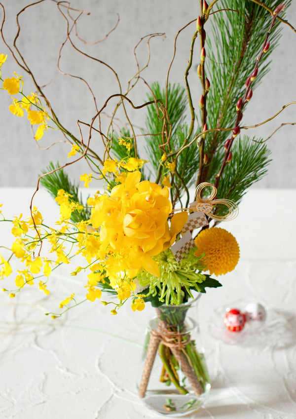 【お正月の花束】瑞々しい新年を迎える花束「瑞輝」【2025年 正月のおしゃれなお花】