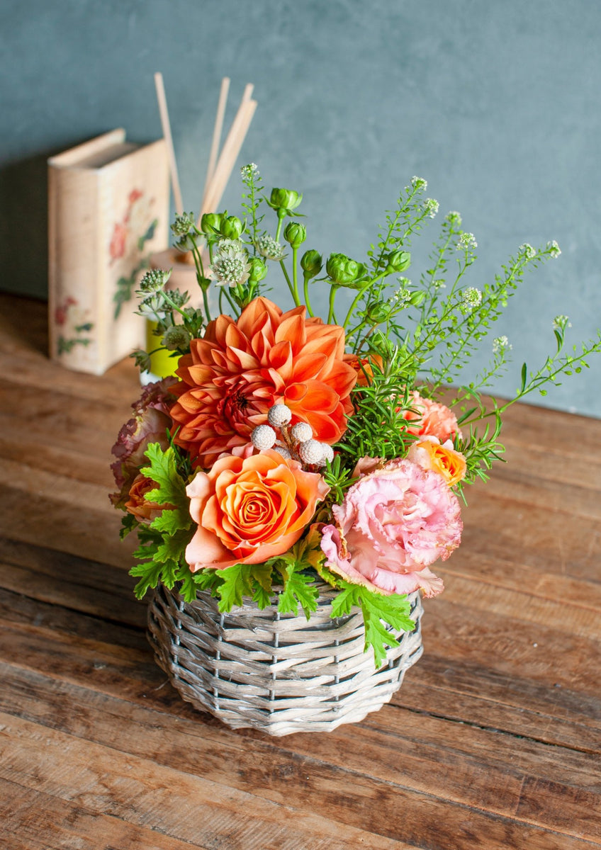 フラワーアレンジメント】おしゃれなナチュラルオレンジの