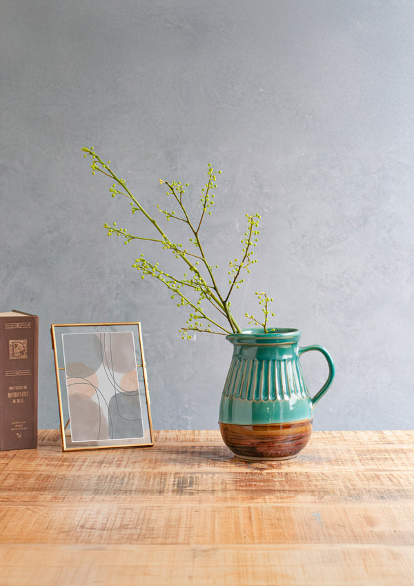 【フラワーベース】しのぎピッチャー｜石州嶋田窯 - &YOUKAEN (アンドユーカエン)