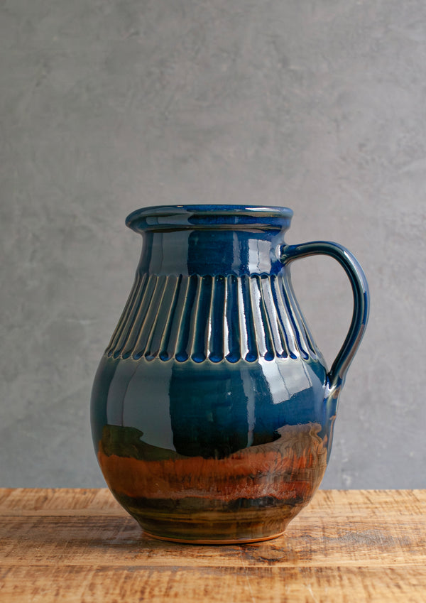 【フラワーベース】しのぎピッチャー｜石州嶋田窯 - &YOUKAEN (アンドユーカエン)