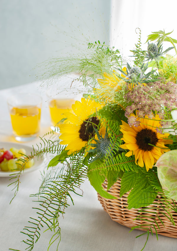 【お中元】夏の Special フラワーアレンジメント XLサイズ 「Helianthus field」【おしゃれな夏の花束】