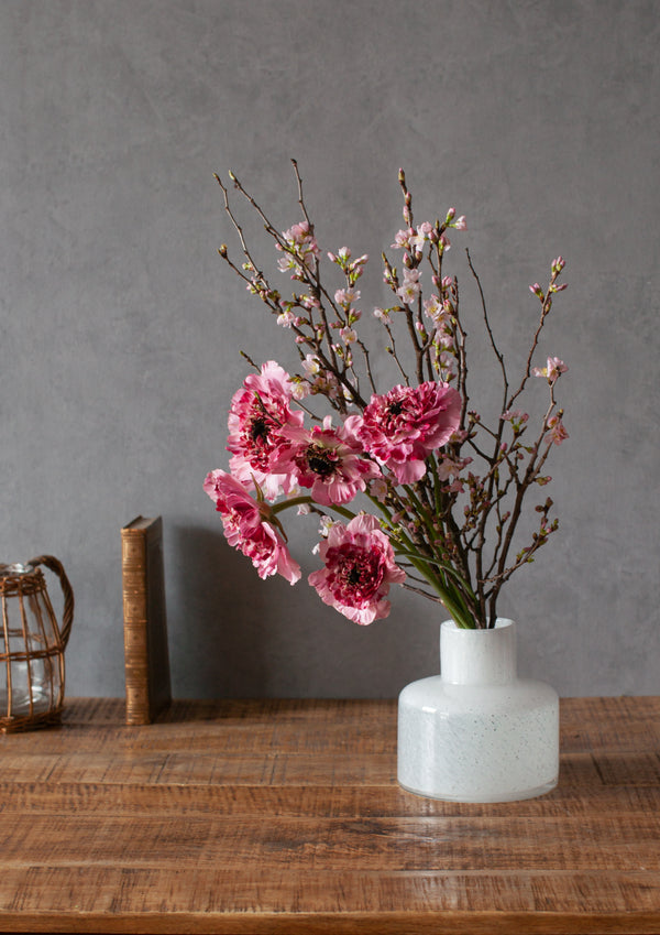 季節を贈るバースデーフラワー2月「桜とラナンキュラスシャルロット」