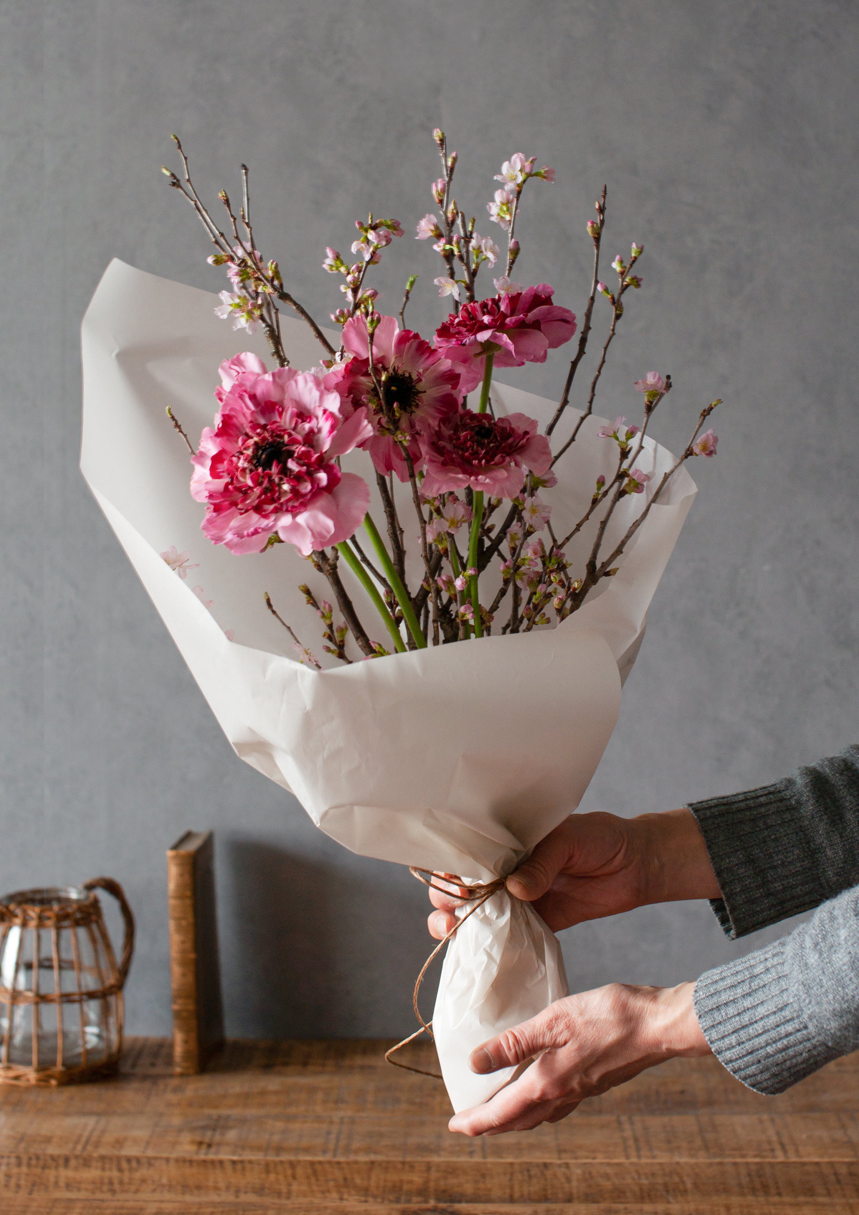 50cm ネイティブ多種類と紫陽花の雫型ブルーリース ワイヤー制作