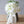 【ウェディングブーケ】白の贅沢なクラッチブーケ ブートニア付き【造花のブーケ】