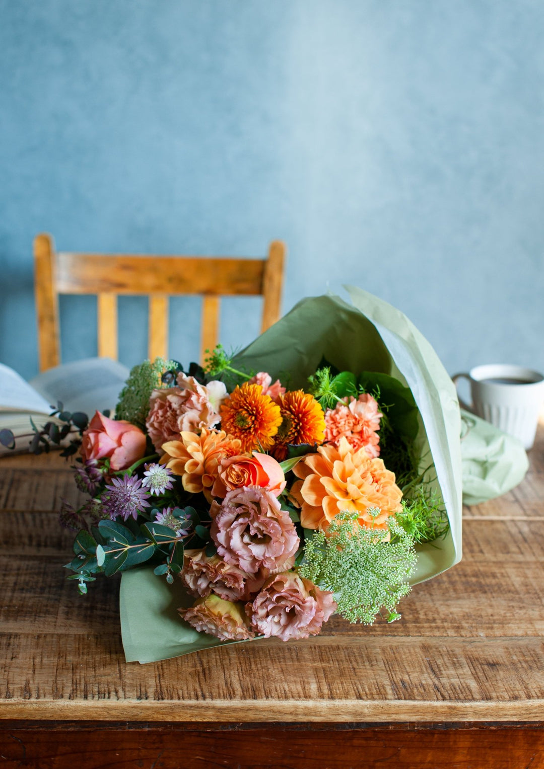 ブーケと花束の違いを徹底解説！お花屋さんが教える、お花の豆知識 &YOUKAEN (アンドユーカエン)