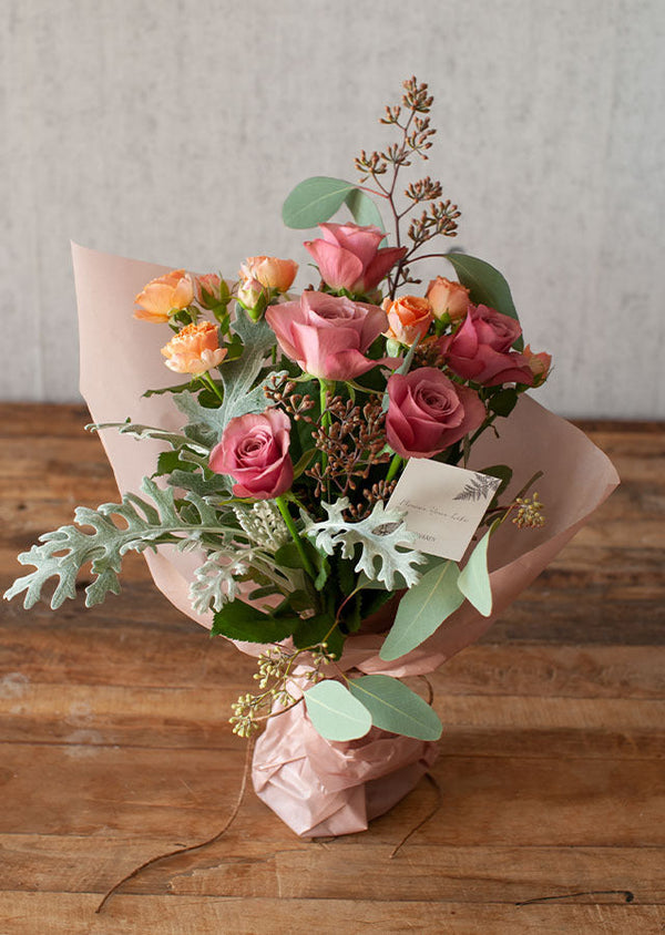 季節を愉しむローズブーケ 「roses roses」 幅20cm × 高さ30cm