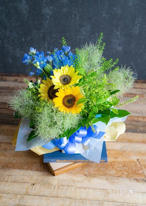 【置くだけひまわりの花束】ひまわり輝く夏空おしゃれな花束 Lサイズ 高さ28cm 【おしゃれな2021お中元】